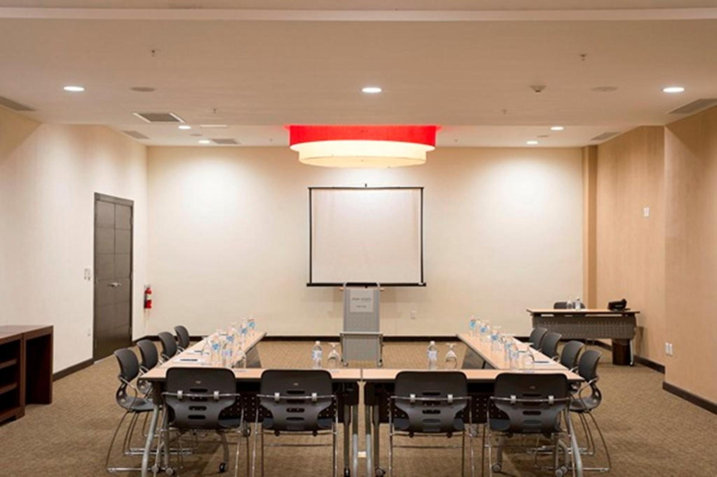 Four Points By Sheraton Hotel